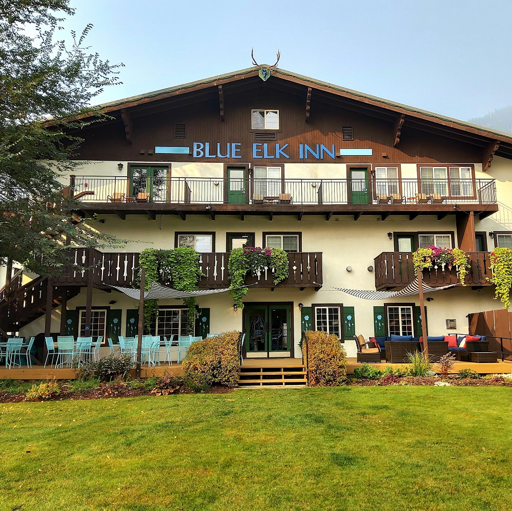 Blue Elk Inn Weddings