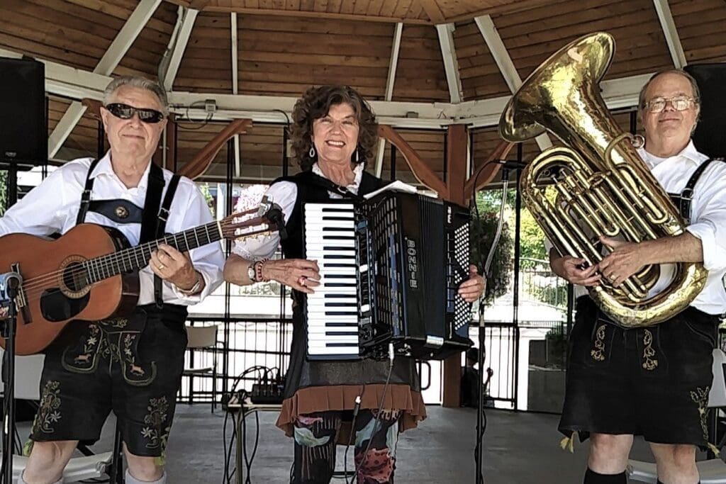 Bonnie Birch Trio