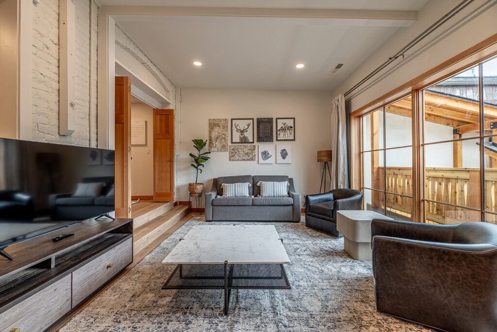 Bavarian Lodge Suites