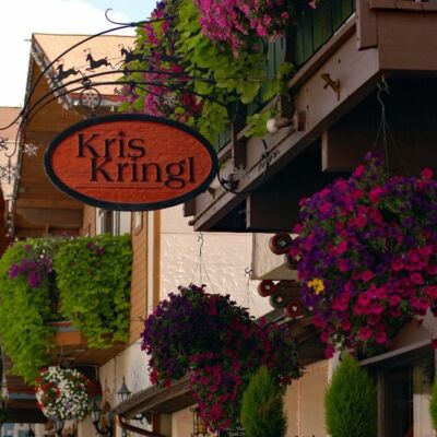 Gift Certificates at Kris Kringl
